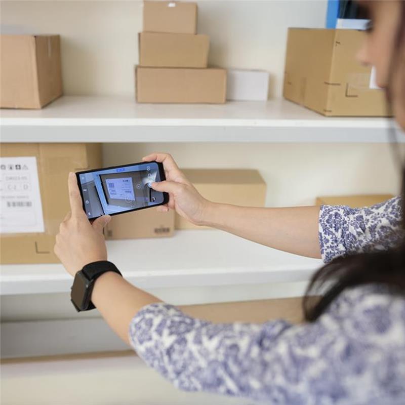AI-Enhanced Product Inventory Tracking Automation